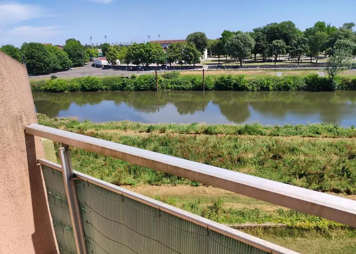 Les Rives De L'adour 아파트